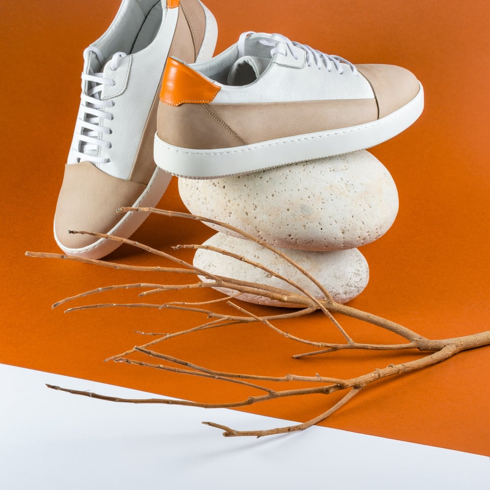 Sneaker image 3